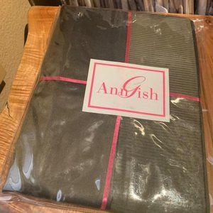 $350! NWT Ann Gish 100% Silk Taffeta Crystal Pleat KING Pillow Sham - Bronzini